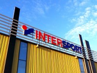 Торговый центр "СКАЛА", вывеска "Intersport", Минск 2013г.